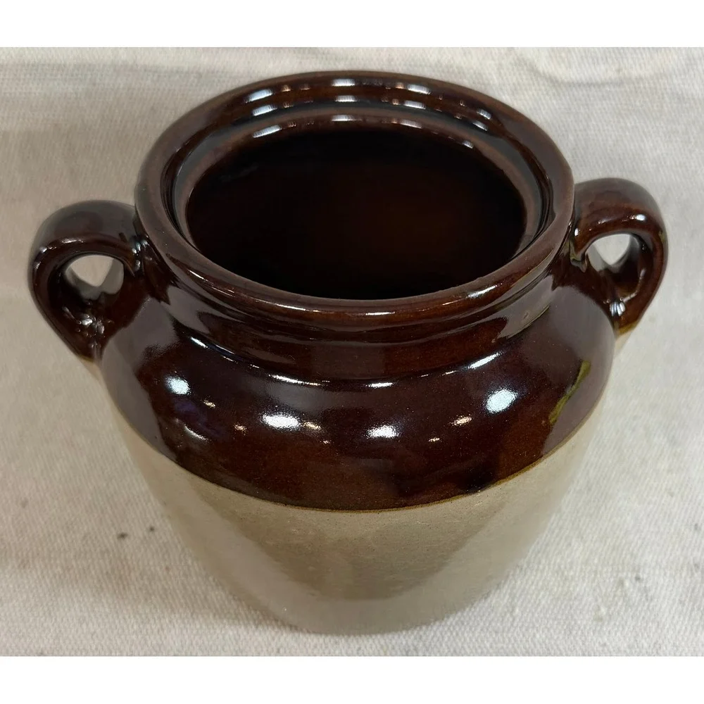 Western Stoneware Maple Leaf Bean Pot Vintage Brown Tan Two Tone Crock 4in